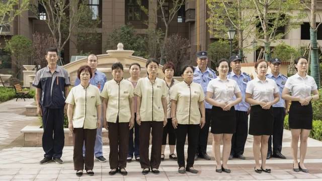 绿联盟·鼎辉物业服务暖人心,热心业主锦旗传真情